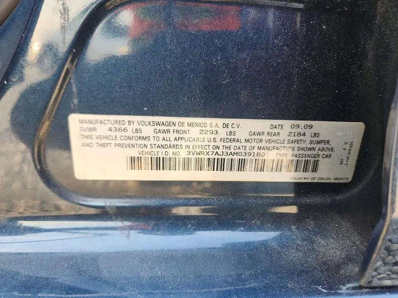 2010 VOLKSWAGEN JETTA SE  