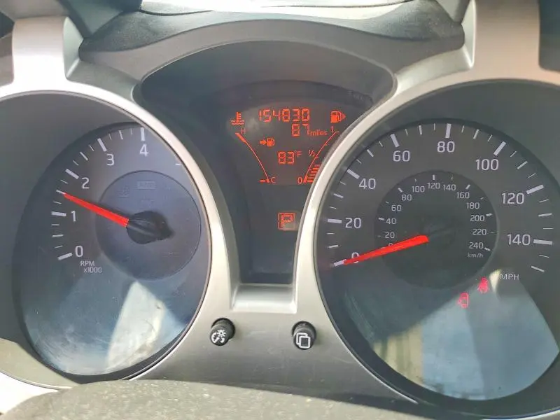 2012 NISSAN JUKE S  
