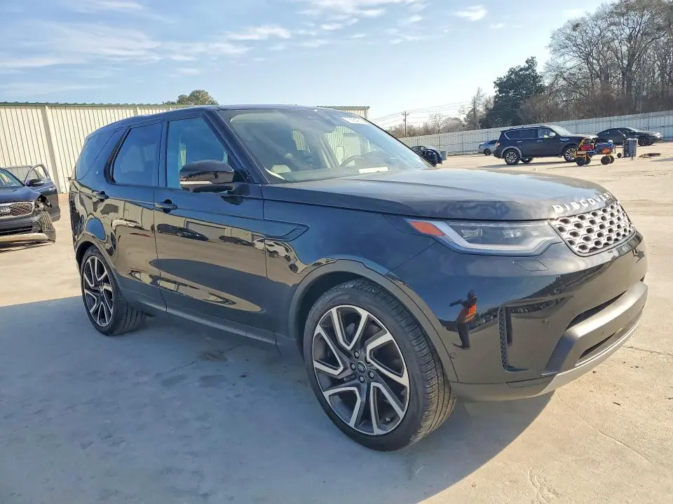2024 LAND ROVER DISCOVERY S  
