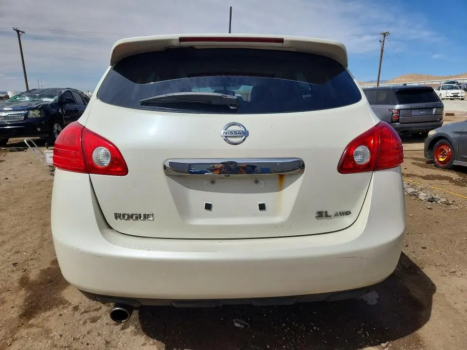 2013 NISSAN ROGUE S  