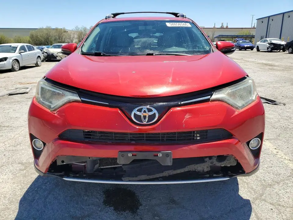 2016 TOYOTA RAV4 XLE  