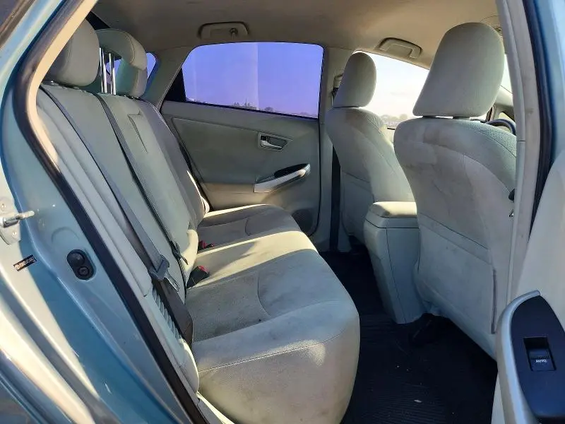 2012 TOYOTA PRIUS TWO  