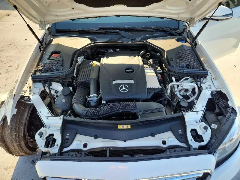 2019 MERCEDES-BENZ E 300  