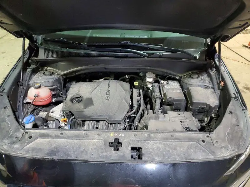 2021 HYUNDAI SANTA FE SE  