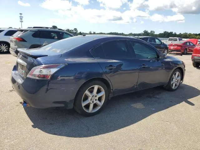2011 NISSAN MAXIMA S  