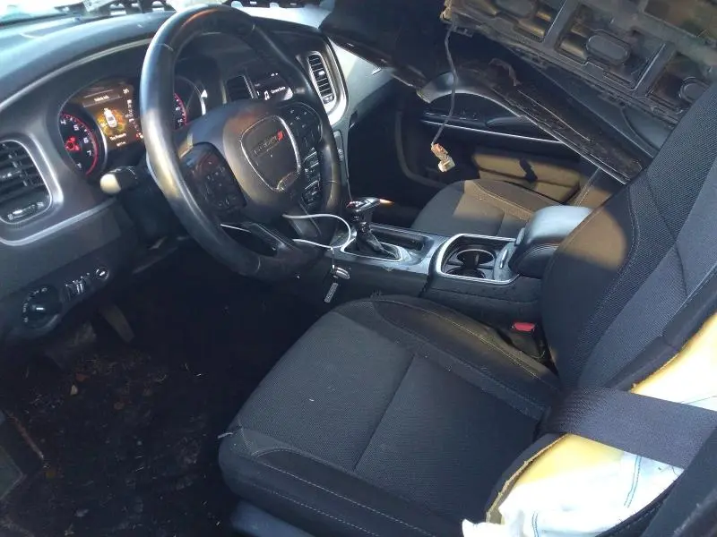 2020 DODGE CHARGER SXT  