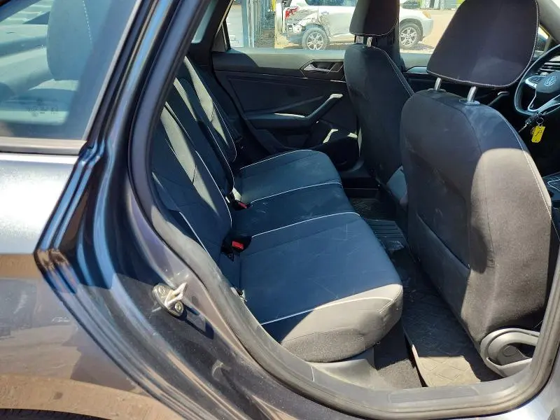 2025 VOLKSWAGEN JETTA SPORT  