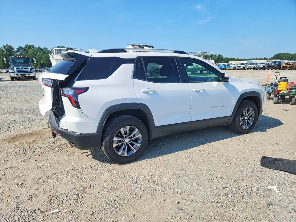 2025 CHEVROLET EQUINOX LT  