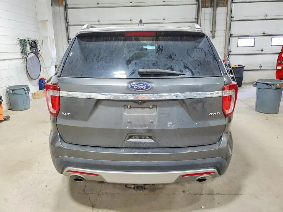 2016 FORD EXPLORER XLT  