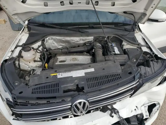 2017 VOLKSWAGEN TIGUAN S