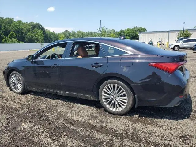 2019 TOYOTA AVALON XLE  