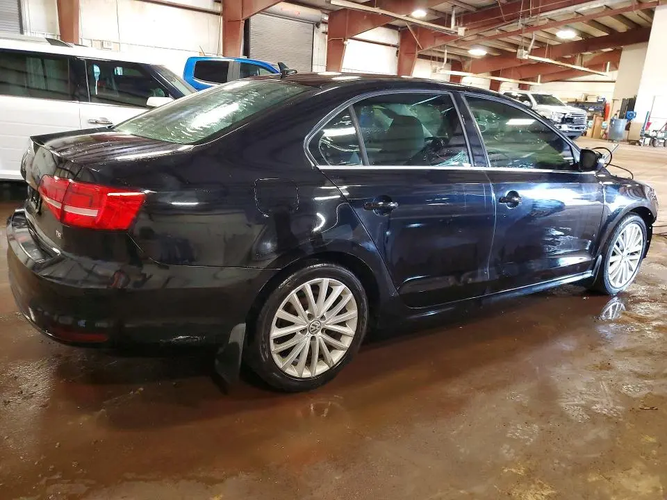 2015 VOLKSWAGEN JETTA SE  
