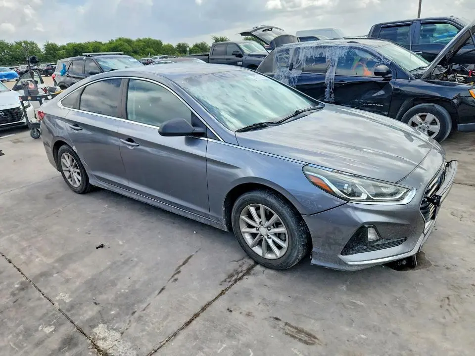 2018 HYUNDAI SONATA SE  