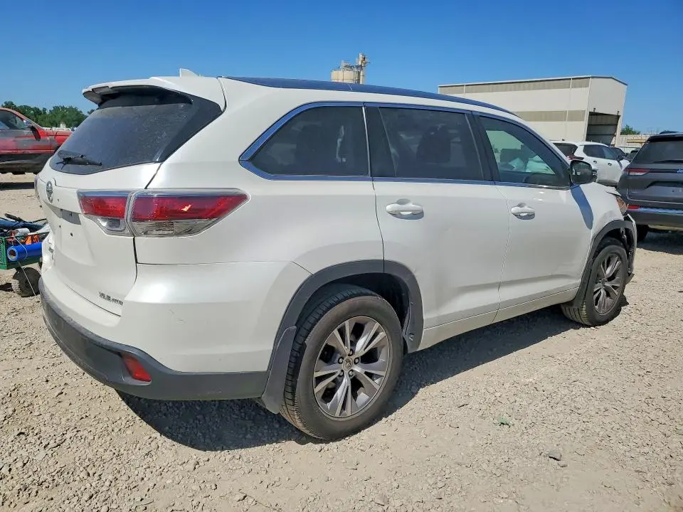 2014 TOYOTA HIGHLANDER XLE  