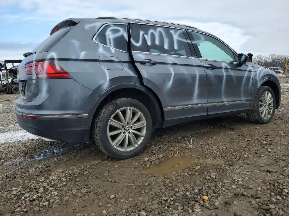 2018 VOLKSWAGEN TIGUAN SE  