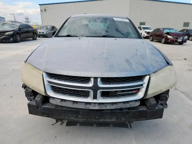 2013 DODGE AVENGER SE