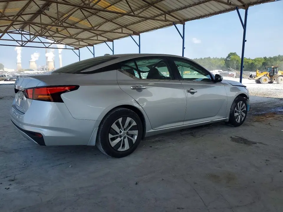 2019 NISSAN ALTIMA S  