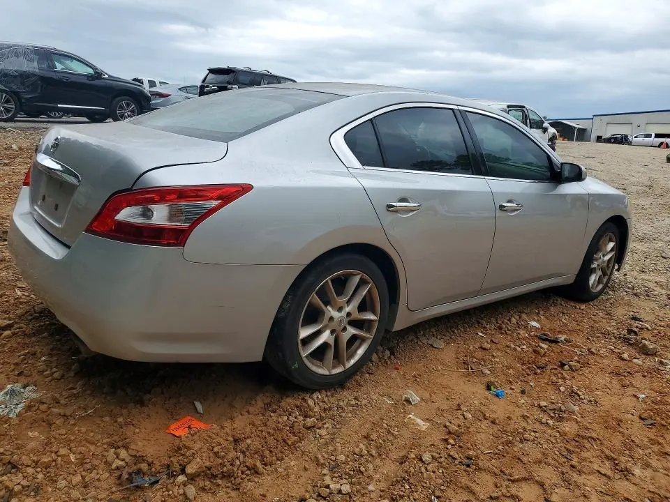 2011 NISSAN MAXIMA 3.5 S  