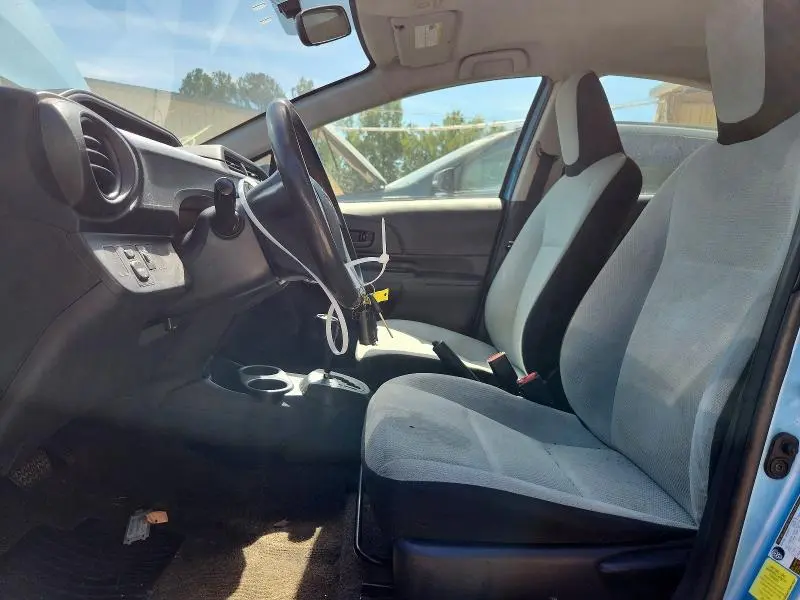 2015 TOYOTA PRIUS C ONE  