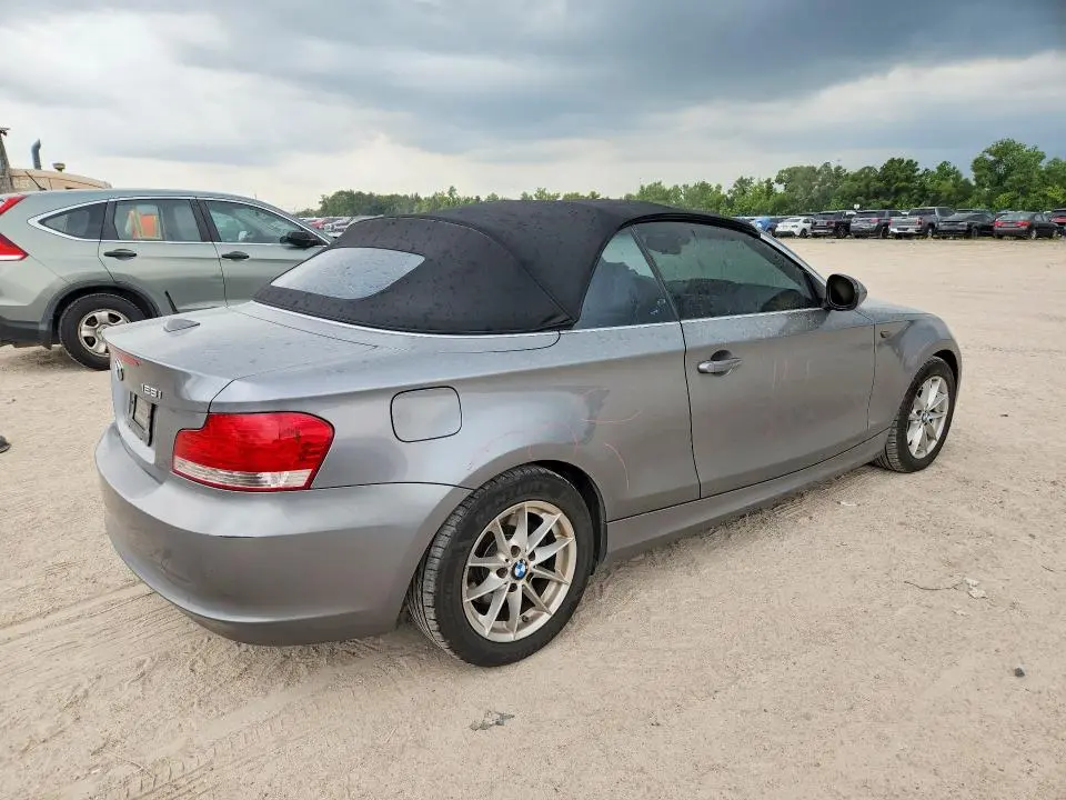2011 BMW 128 I  
