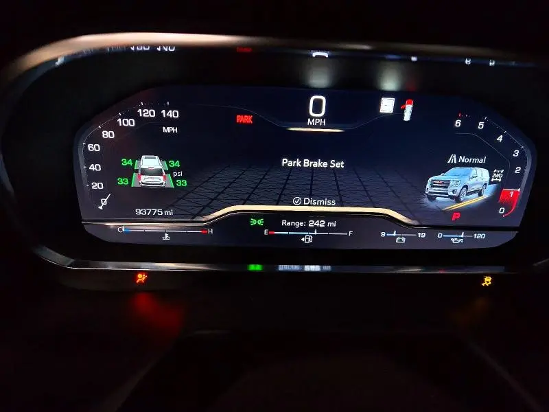 2023 GMC YUKON XL K1500 SLT  