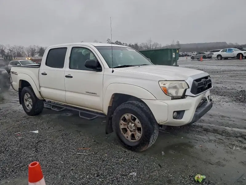 2015 TOYOTA TACOMA DOUBLE CAB  