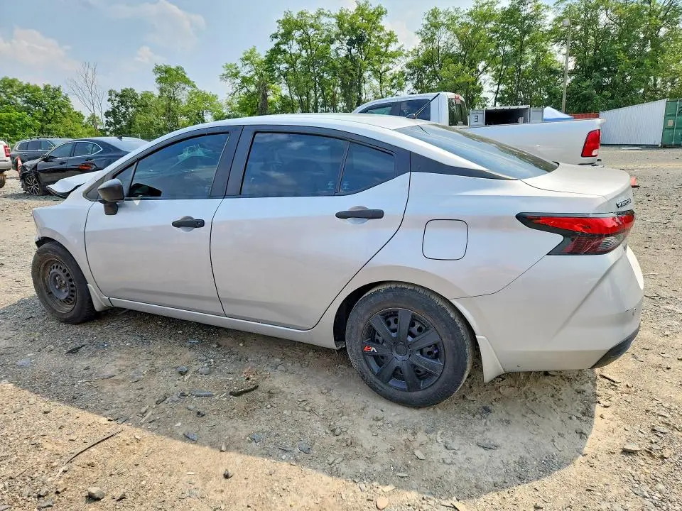 2021 NISSAN VERSA S  