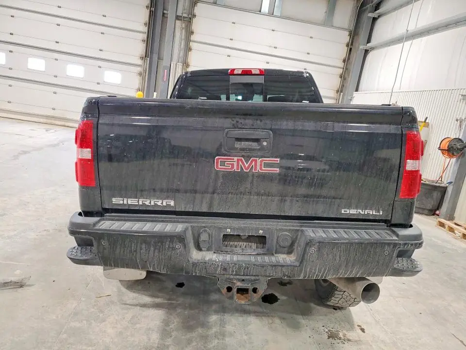 2018 GMC SIERRA K2500 DENALI  