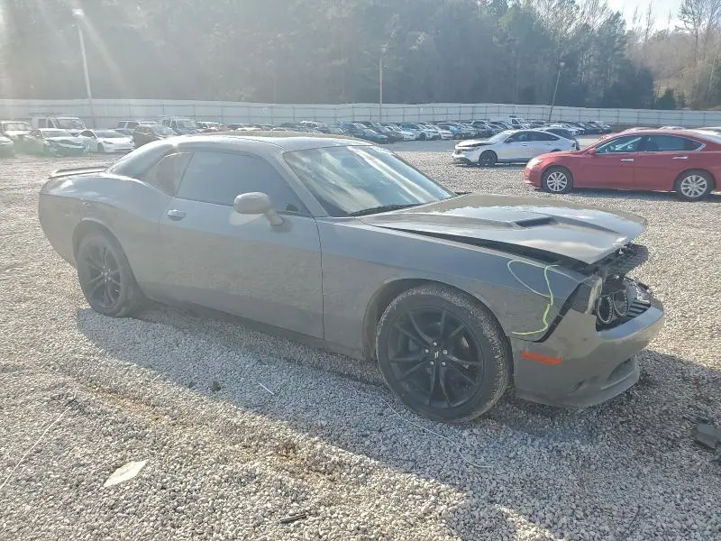 2018 DODGE CHALLENGER SXT  
