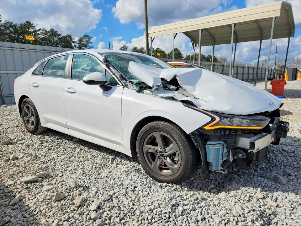 2023 KIA K5 LXS  