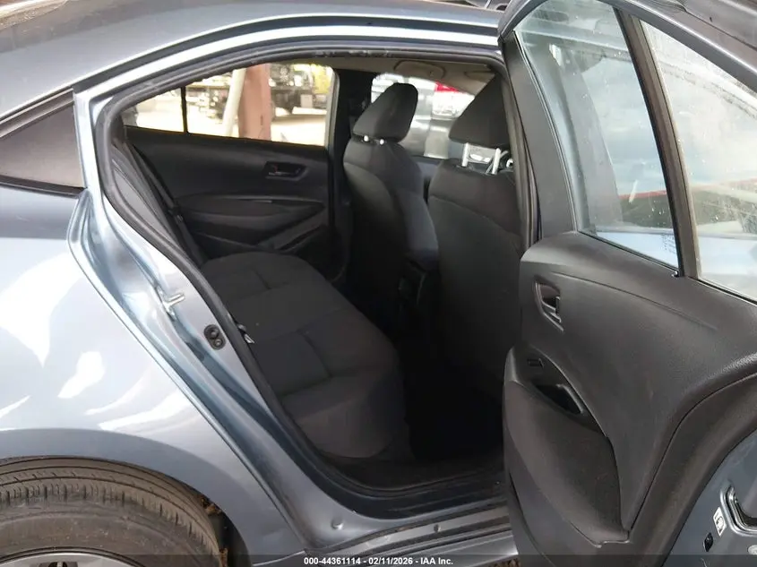 2022 TOYOTA COROLLA LE