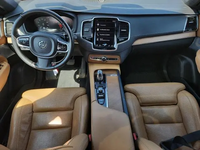 2018 VOLVO XC90 T8