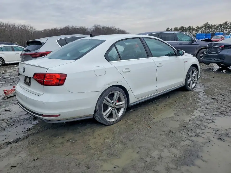 2016 VOLKSWAGEN JETTA GLI  
