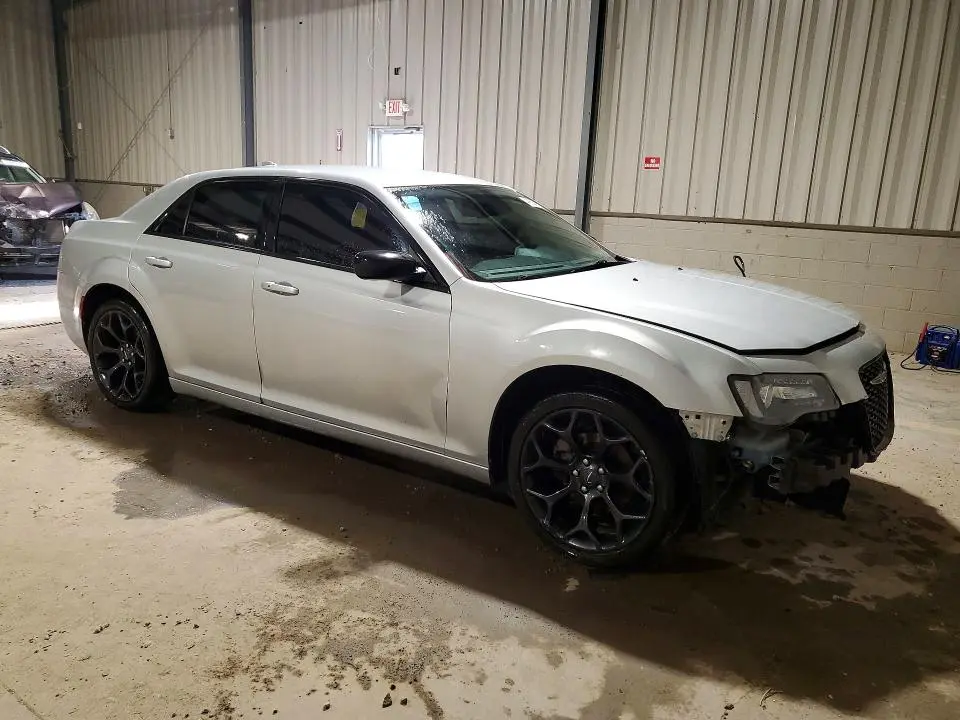 2019 CHRYSLER 300 TOURING  