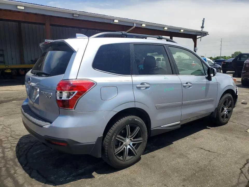 2016 SUBARU FORESTER 2.0XT TOURING  