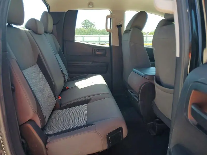 2017 TOYOTA TUNDRA SR  