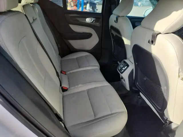 2021 VOLVO XC40 T5 INSCRIPTION  