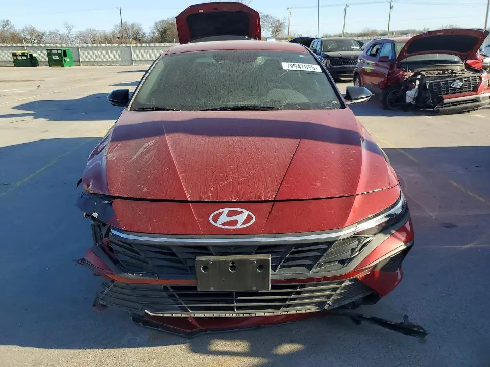 2025 HYUNDAI ELANTRA SEL SPORT  