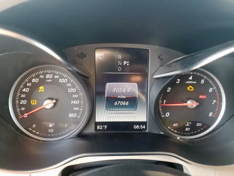 2017 MERCEDES-BENZ GLC 300  