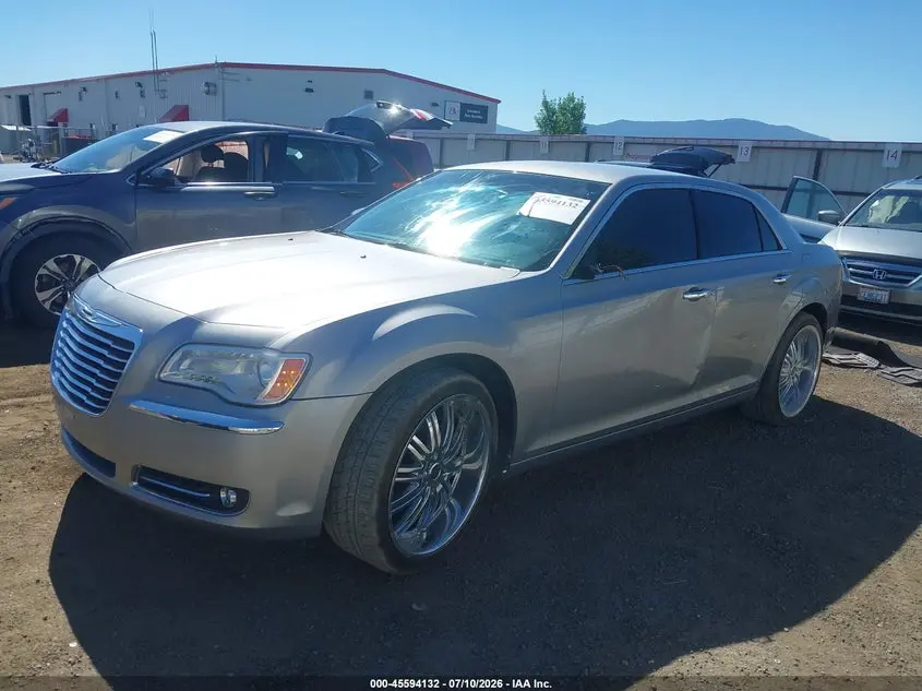 2011 CHRYSLER 300 LIMITED