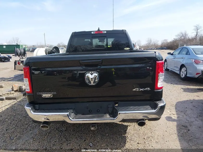 2022 RAM 1500 BIG HORN  4X4 6'4 BOX