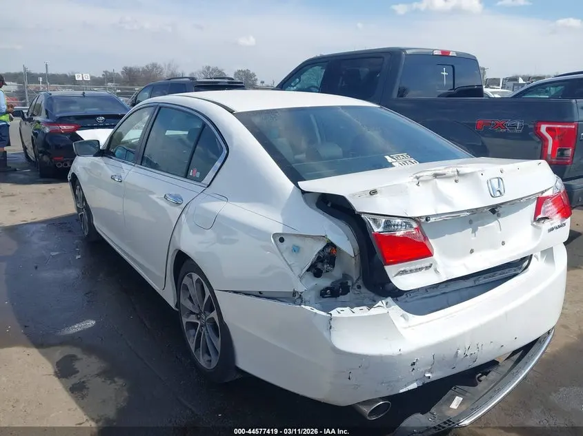 2015 HONDA ACCORD SPORT