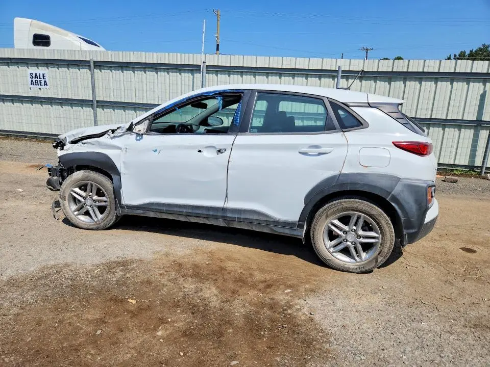 2024 HYUNDAI KONA SE  