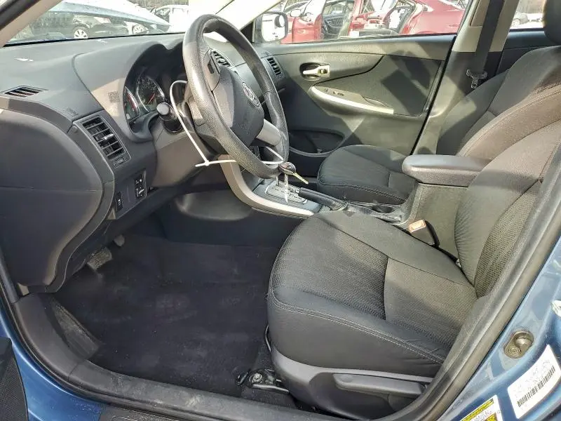 2013 TOYOTA COROLLA BASE  