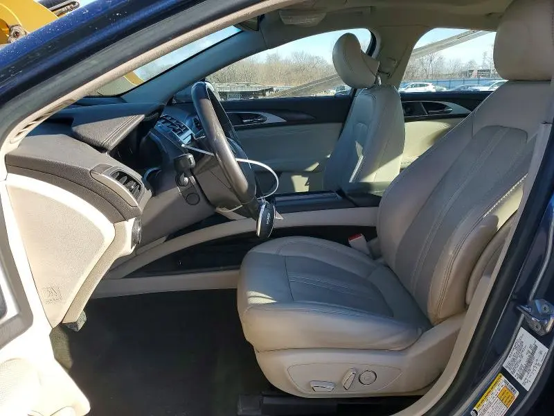 2019 LINCOLN MKZ RESERVE II  