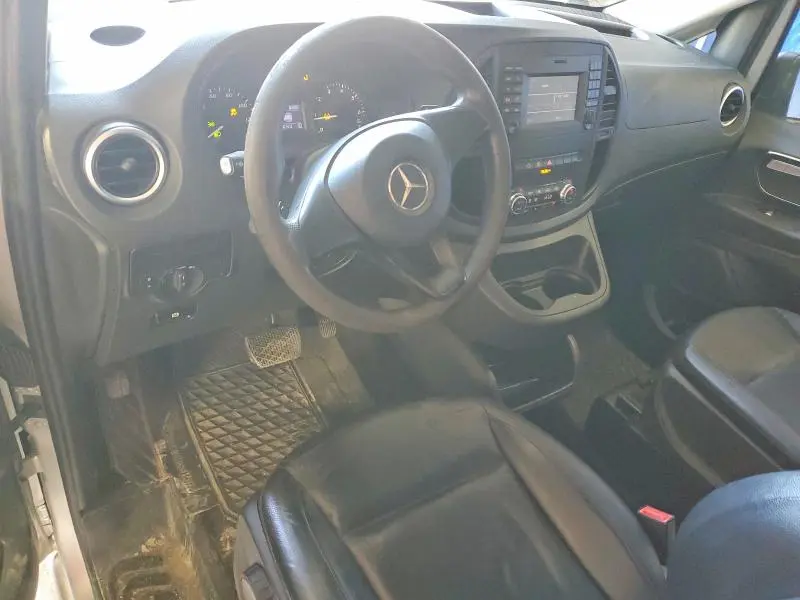 2016 MERCEDES-BENZ METRIS   