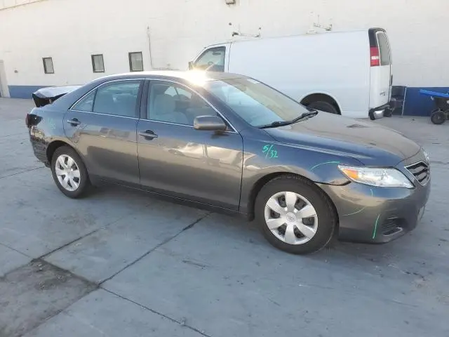 2011 TOYOTA CAMRY BASE  