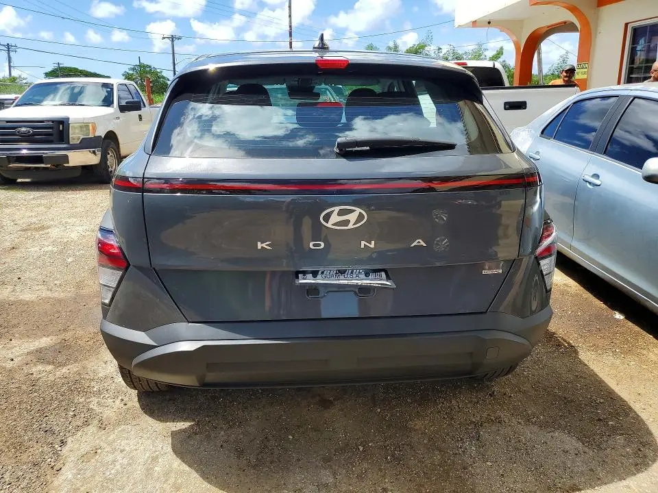 2026 HYUNDAI KONA SE  