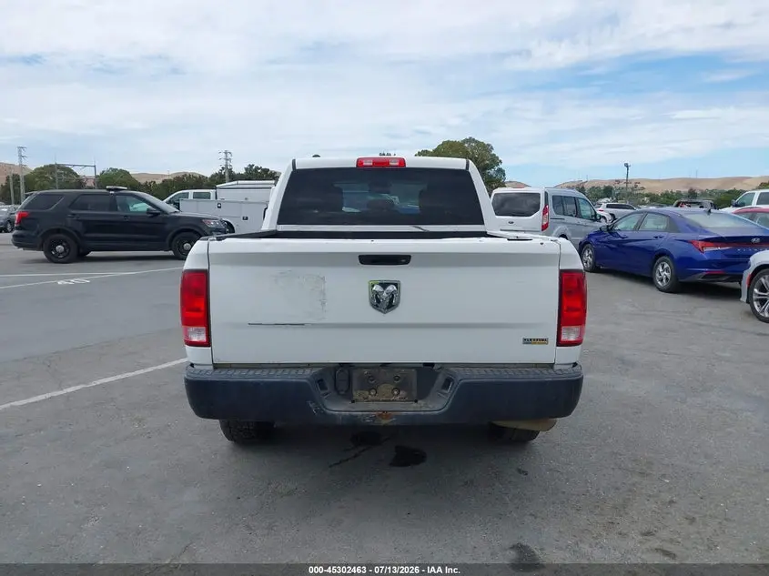 2018 RAM 1500 TRADESMAN  4X2 5'7 BOX