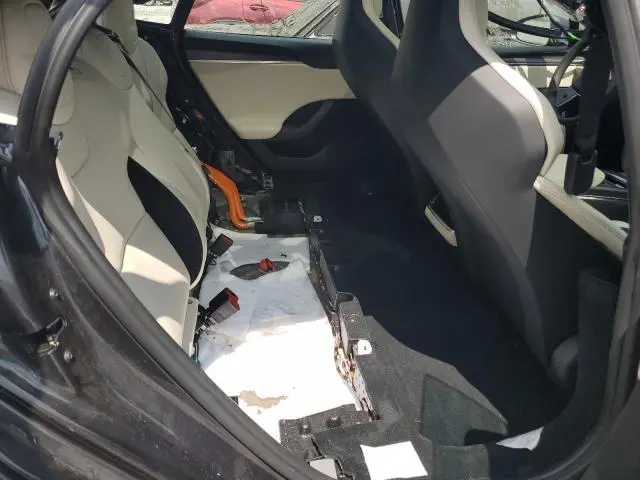 2024 TESLA MODEL S   
